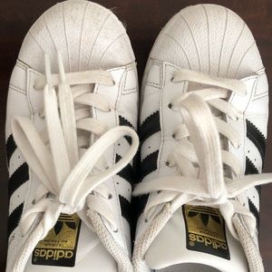 ADIDAS TENNIS SHOES